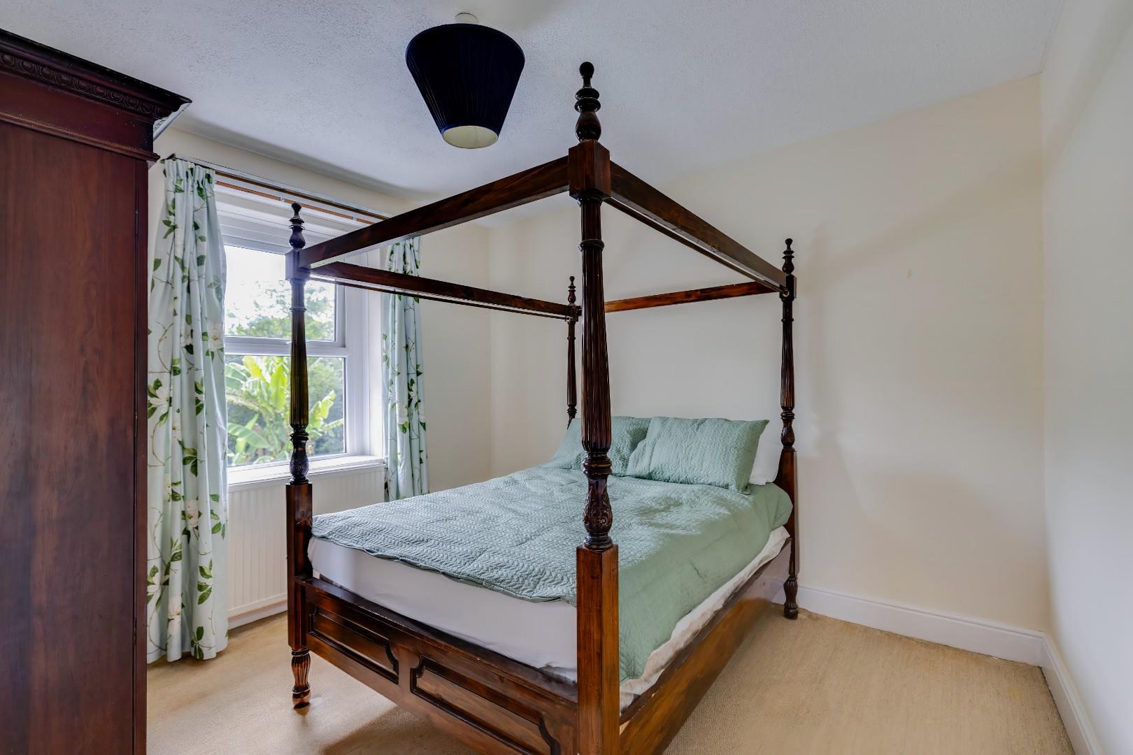 Downside House, Cattery & Equestrian Facilities, Sully Road, Penarth, CF64 2TR